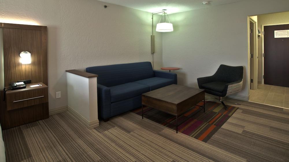 Holiday Inn Express & Suites Evansville North By Ihg Warrenton Exterior foto