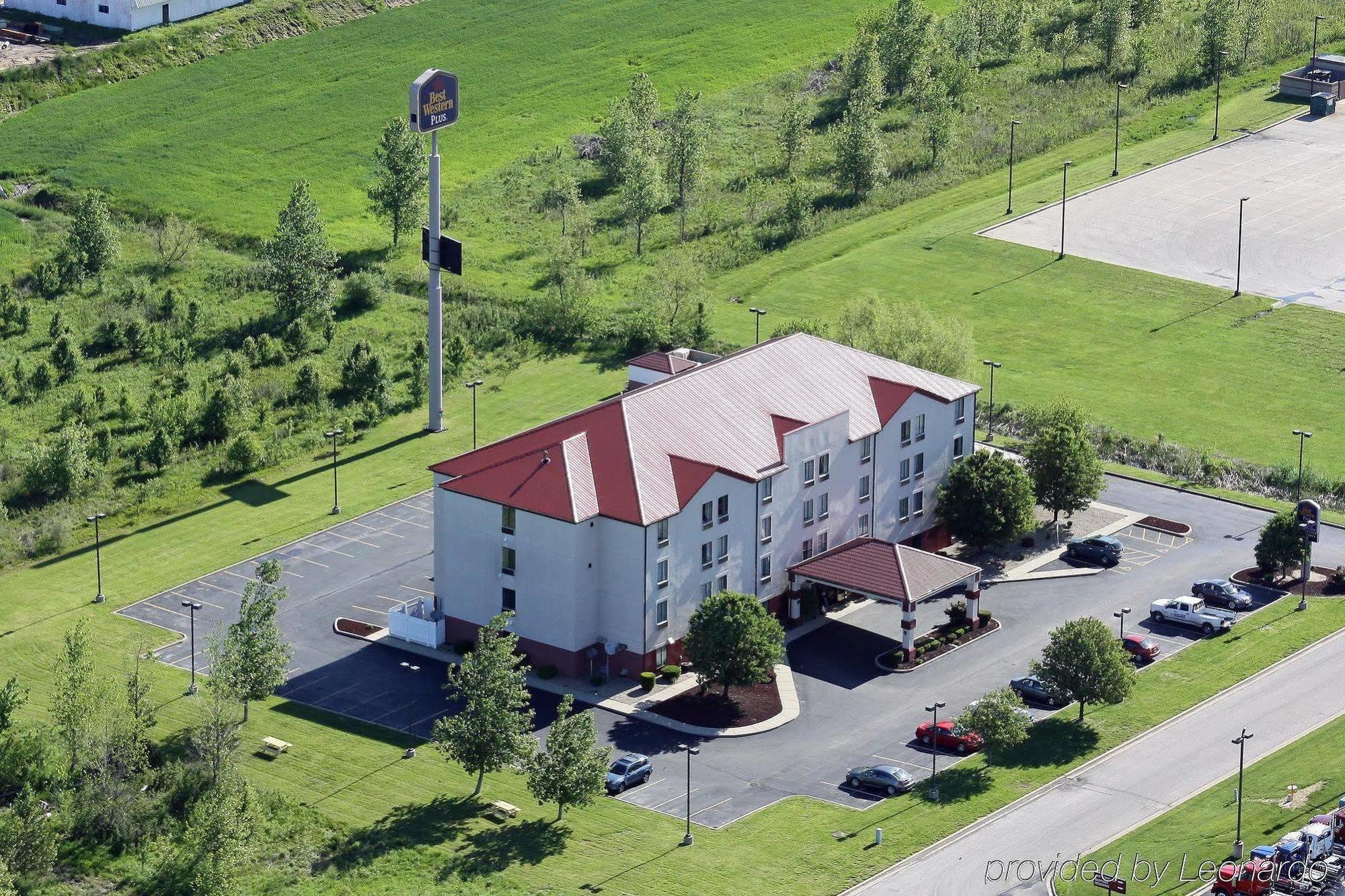 Holiday Inn Express & Suites Evansville North By Ihg Warrenton Exterior foto
